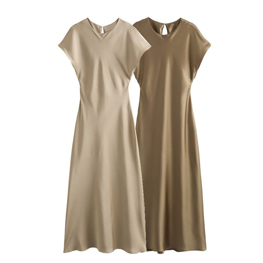 Robe Longue Minimaliste en Satin